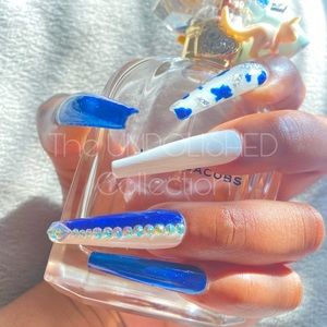 Press on nails “Balenciaga Bluez” set
